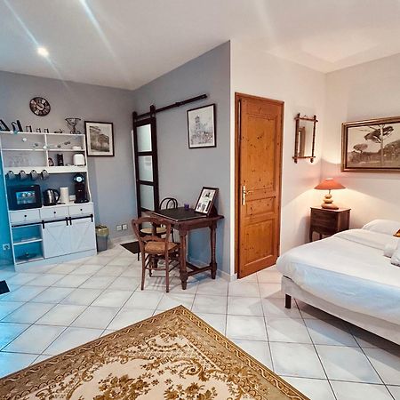 Le Clos De Tanvol - Parking Prive Gratuit- Terrasse Privee - Climatisation 维里埃特 外观 照片